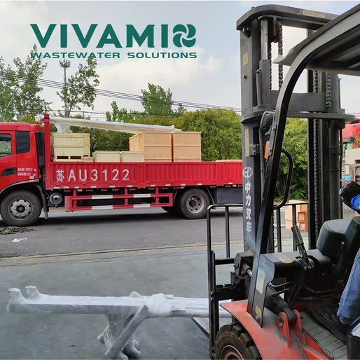 Submersible mixer delivery Submersible mixer delivery